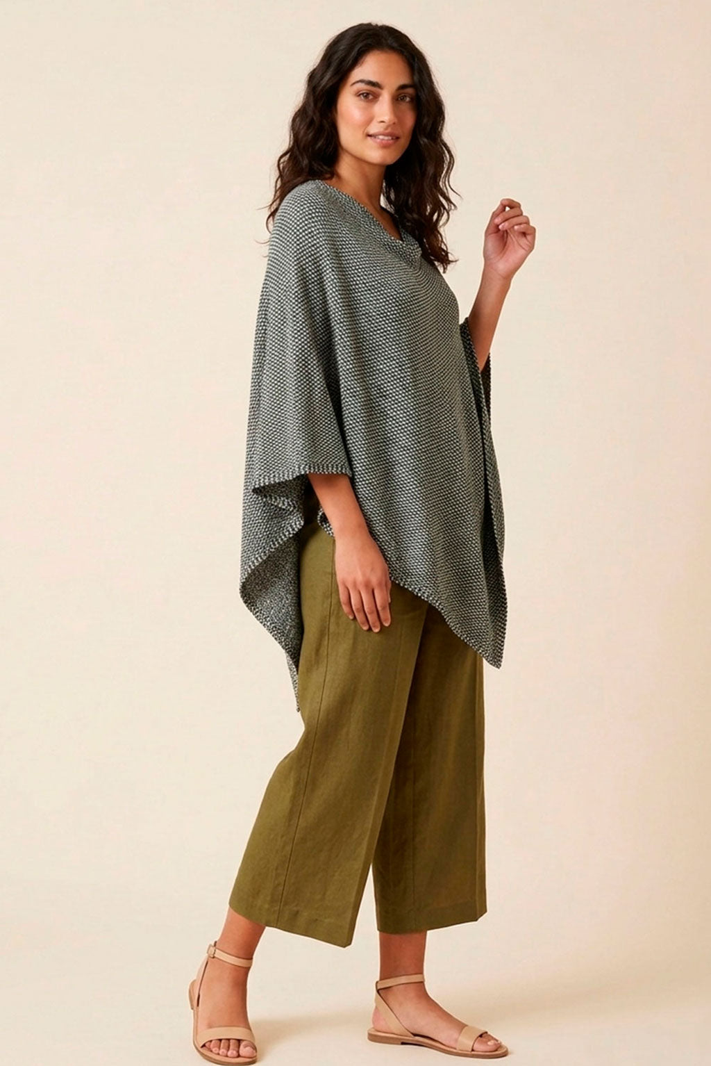 Textured Organic Cotton Poncho